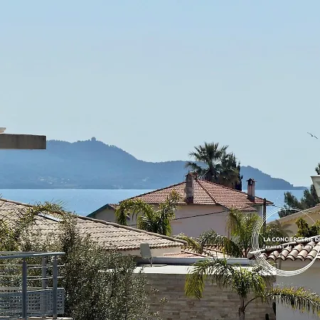 L'azuréa - Piscine - Près Des Plages Et Du Port Appartement *